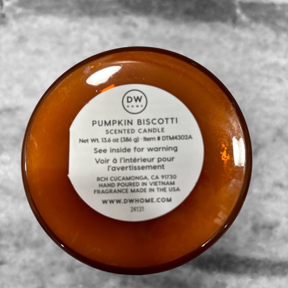 DW Pumpkin Biscotti Scented Candle 15.8 oz - Picture 4 of 5